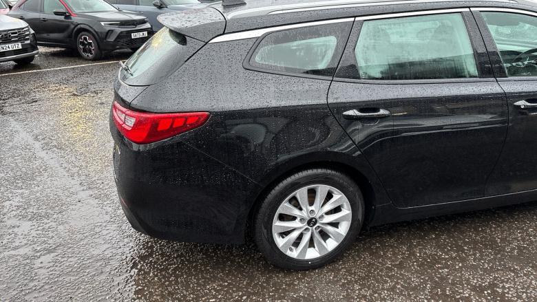 Kia Optima 1.7 CRDi ISG 2 5dr Diesel Estate